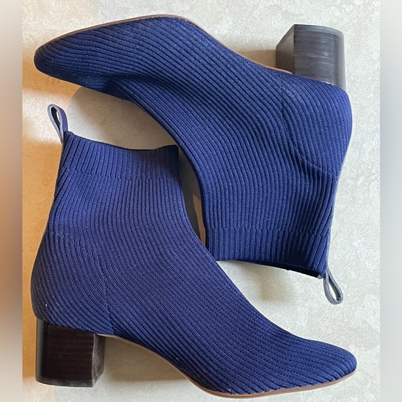 Everlane - The Glove Boot in Navy - Size 7.5 US - Picture 2 of 6